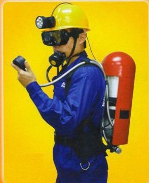 點(diǎn)擊查看詳細(xì)信息<br>標(biāo)題：潛水空氣呼吸器型 閱讀次數(shù)：2681