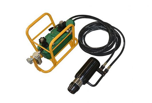 點擊查看詳細(xì)信息<br>標(biāo)題：MQ22-450/40礦用錨索張拉機(jī)具 閱讀次數(shù)：2397